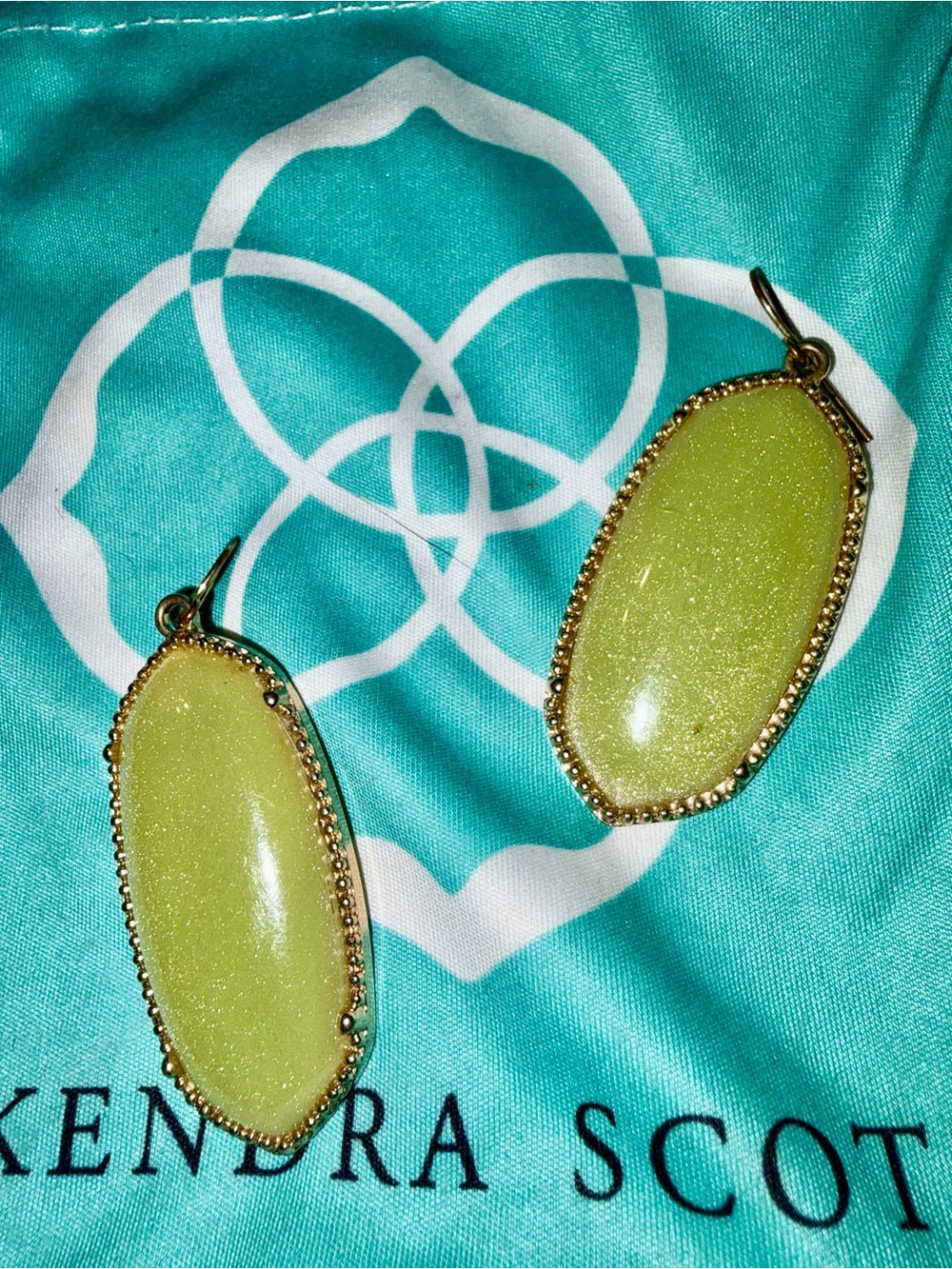 Kendra Scott Yellow Gold Elle Drop Earrings - Picture 8 of 8